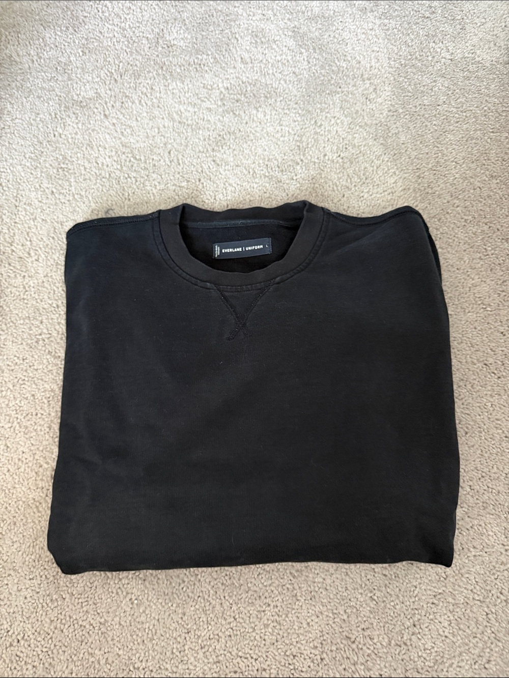 Men’s Everlane crewneck